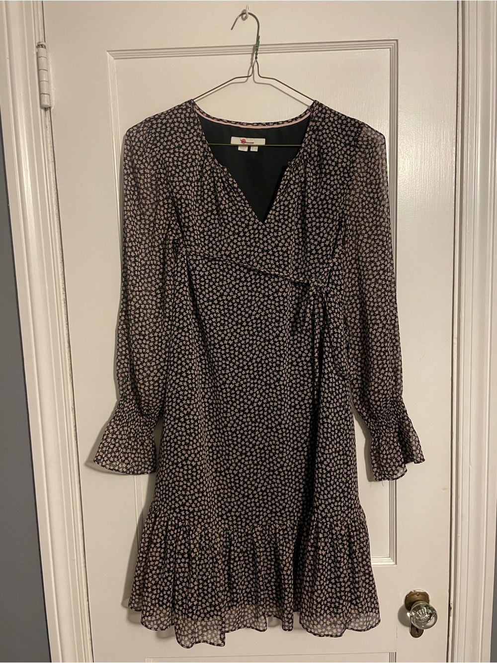 Boden Black and Cream Floral Wrap-Style Long Sleeve Dress Size 4